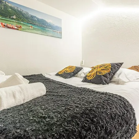 & Castle - Beau T3 En Vieille *