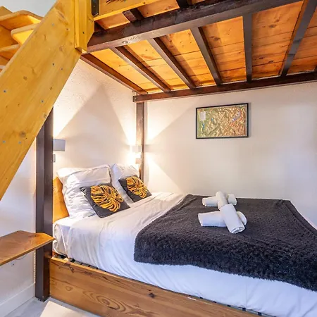 Apartment Et Castle Annecy