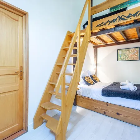 Et Castle Apartment Annecy